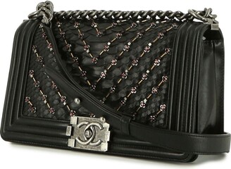 Chanel Pre Owned Boy Chanel chevron-quilted shoulder bag