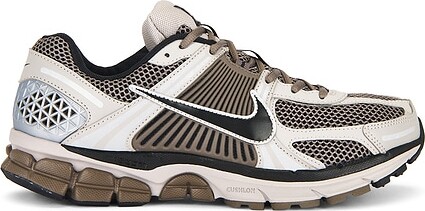 Nike Zoom Vomero 5