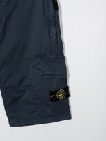 Thumbnail for your product : Stone Island Junior TEEN logo patch cargo shorts