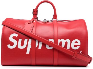 Louis Vuitton x Supreme 2017 pre-owned Epi Keepall Bandouliere