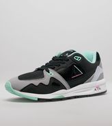 Thumbnail for your product : Le Coq Sportif R 1000