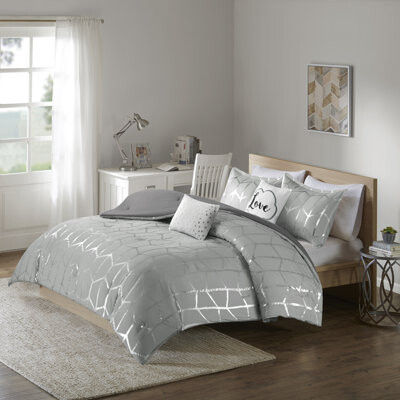 Intelligent Design Raina Microfiber Comforter Set