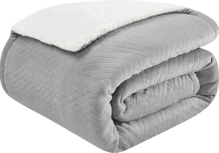 Truly Soft Basket Carved Faux Fur Polyester Grey Twin Blanket