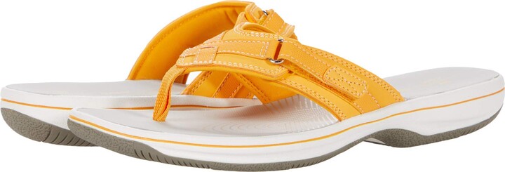 clarks flip flops womens yellow