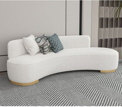 Everly Quinn Rontavius