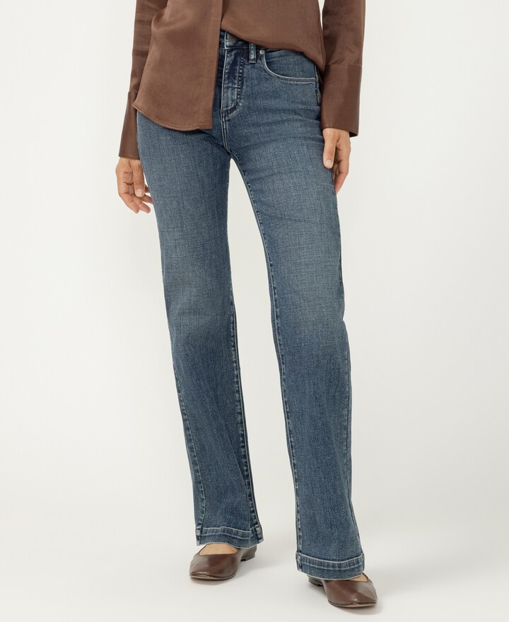 Silver Jeans Co. Women's Avery Curvy-Fit Trouser Jeans