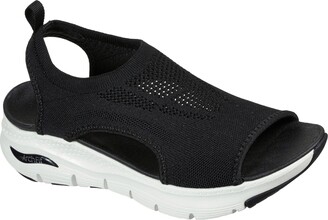 i stedet ler Kollega Skechers Women's Arch Fit Arch Support - City Catch Walking Sandals from  Finish Line - ShopStyle