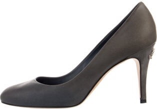Chanel Interlocking CC Logo Leather Pumps