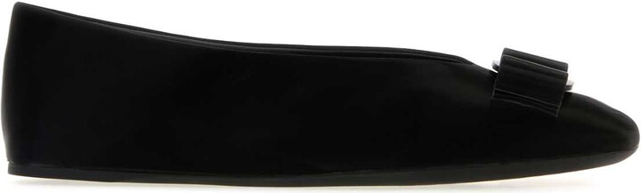 Ferragamo Black Leather Vanna I Ballerinas