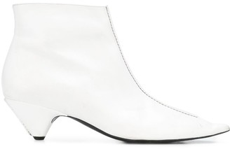 white kitten boots