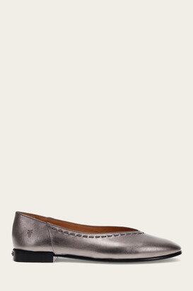 Frye Claire Flat