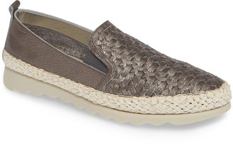 flexx slip on sneakers