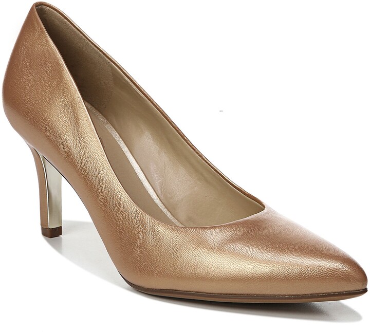 naturalizer gold pumps