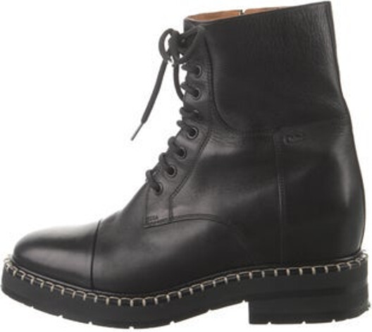 Chloé Leather Ankle Combat Boots Black Round-Toes Lace-Up Closure at Uppers