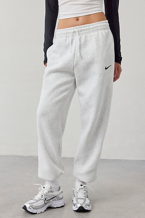 nike cuffed grey sweatpants