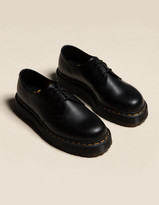 doc marten type shoes