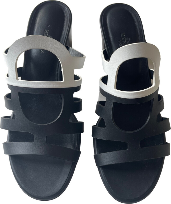 Hermes Celena leather sandal - ShopStyle