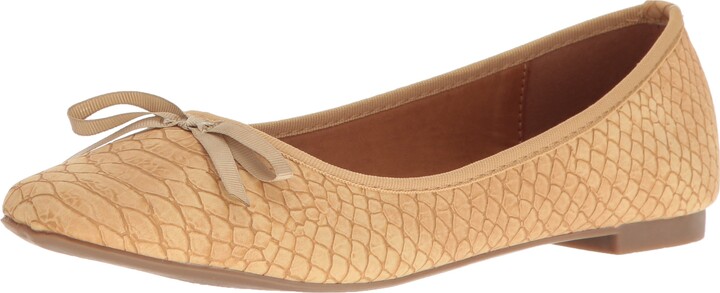 Callisto Women's Barnett Ballet Flat