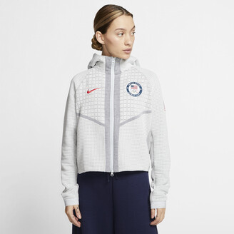 usa nike tech fleece