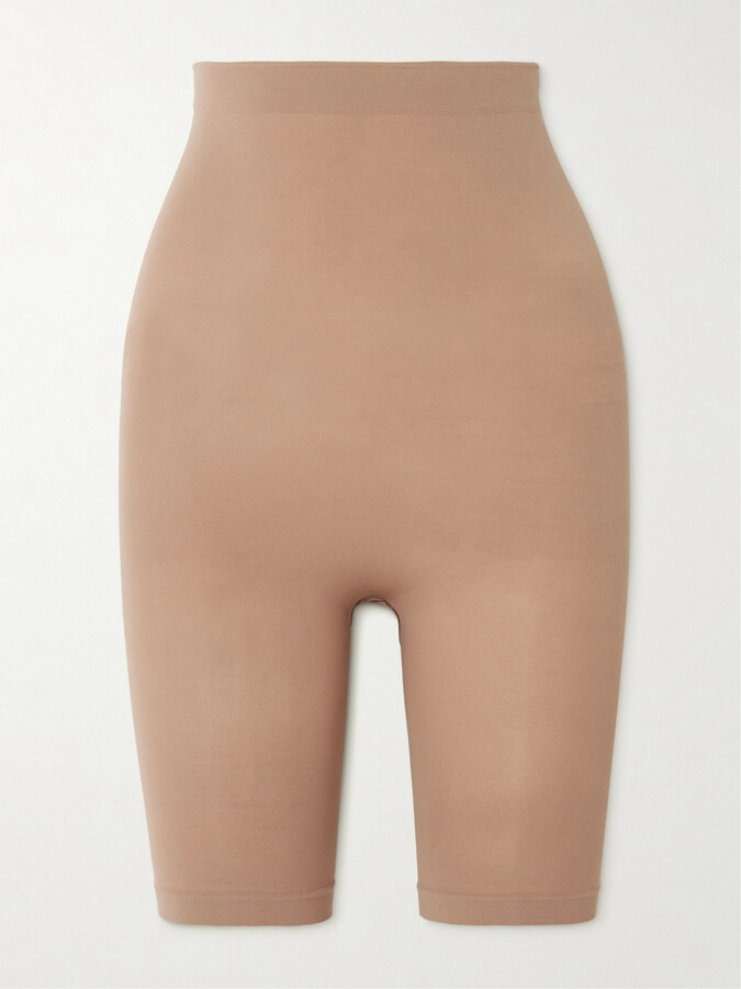 SKIMS Seamless High-waisted Above The Knee Short - Sienna