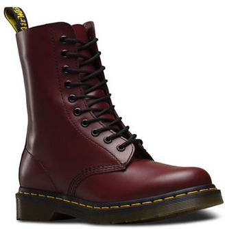 Dr. Martens Originals Leather Boots