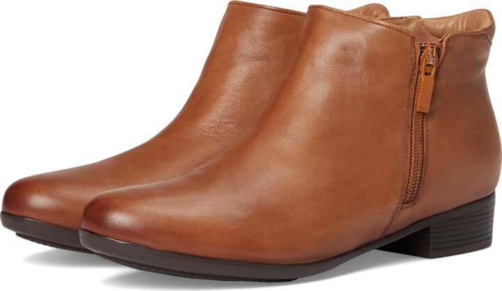 Trotters Women's Major Ankle Boot