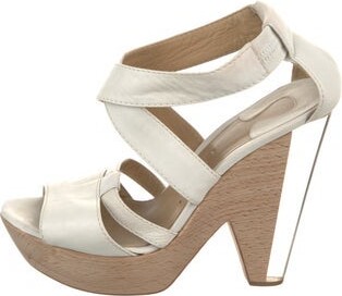 Chloé Leather Slingback Sandals