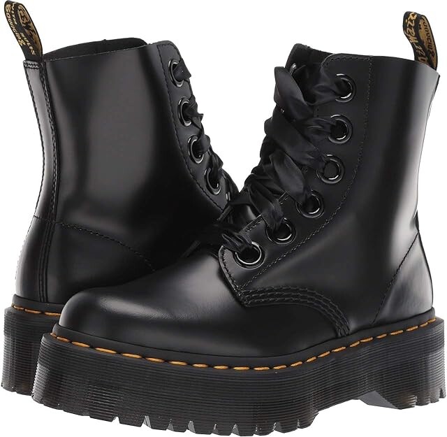 shoes to wear with cargo pants black dr. marten boots 