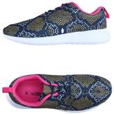 Thumbnail for your product : ESSENTIEL ANTWERP Low-tops & sneakers