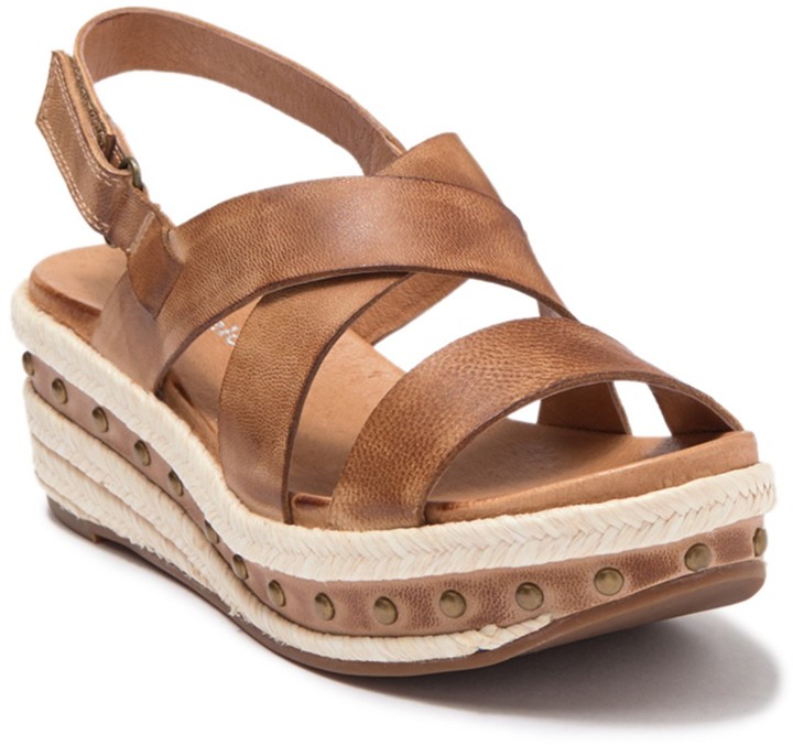 Antelope sandals on sale Clearance