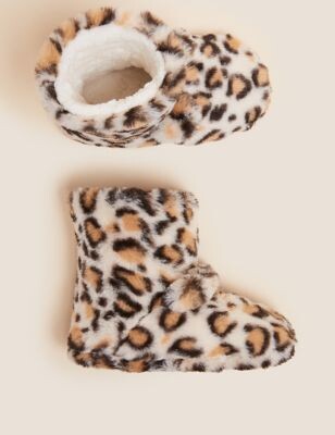 SL559 Childrens Girls Plush Leopard Print Boot Slippers 