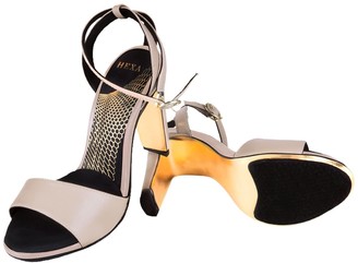 Hexa Shoes Fox 4" Vegan Heel - Sahara Color
