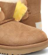 Thumbnail for your product : UGG Kids Mini Bailey II suede ankle boots