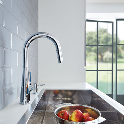 Zedra Pull Down Touch Single Handle Kitchen Faucet with Accessories