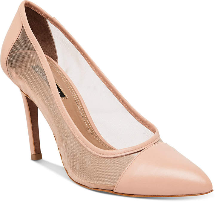 bcbg shoes pumps