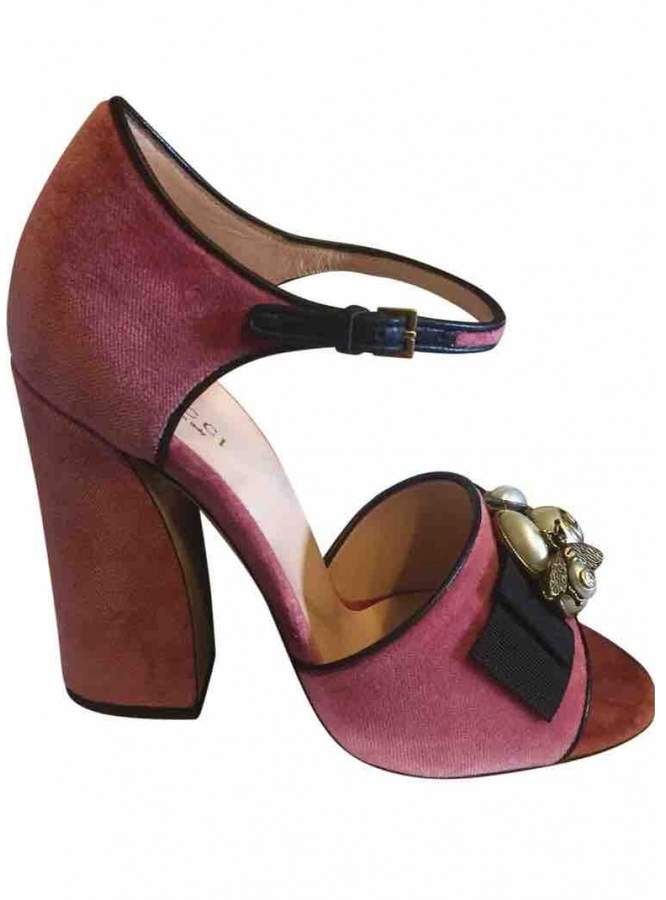 gucci pink velvet shoes
