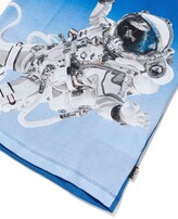 Thumbnail for your product : Molo astronaut-print crew-neck T-shirt