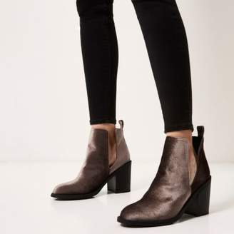 River Island Womens Brown velvet cut out boots
