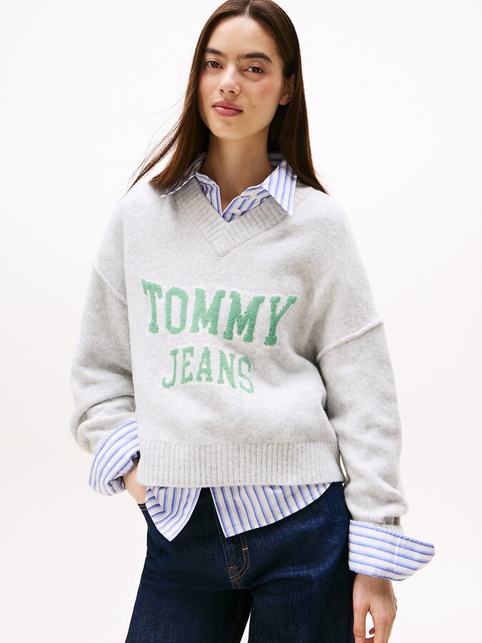 Tommy Hilfiger Women's Tommy Jeans Intarsia Logo Sweater - Grey - L