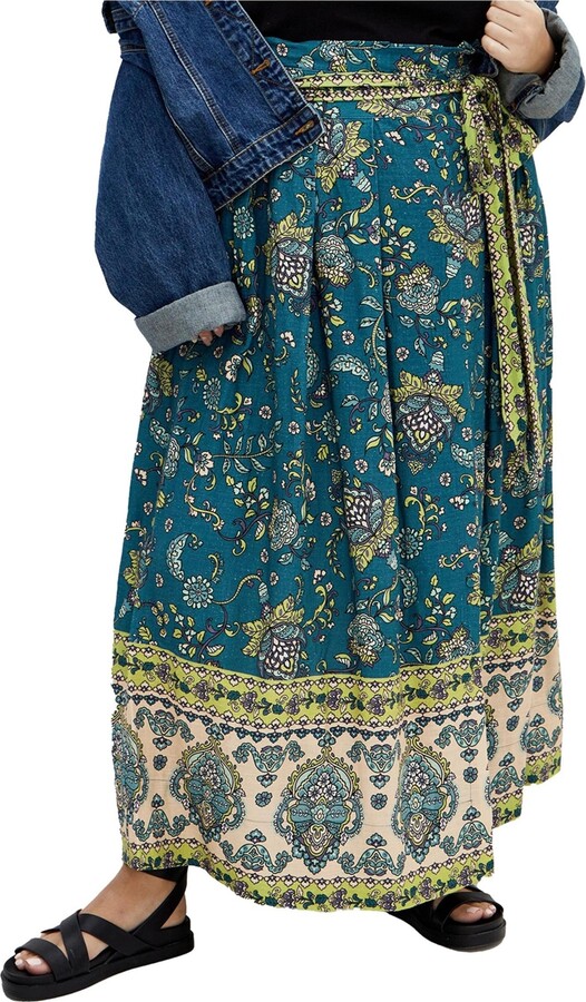 City Chic Plus Size Mysteria Border Skirt