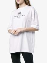 Thumbnail for your product : Balenciaga Mode logo oversized t shirt
