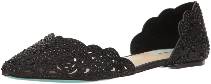 blue by betsey johnson women's lucy flat