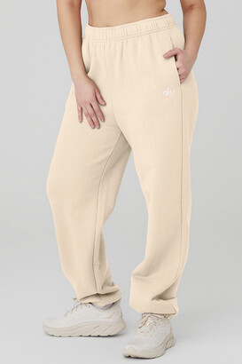 Alo Yoga | Accolade Sweatpant in White, Size: 2XS