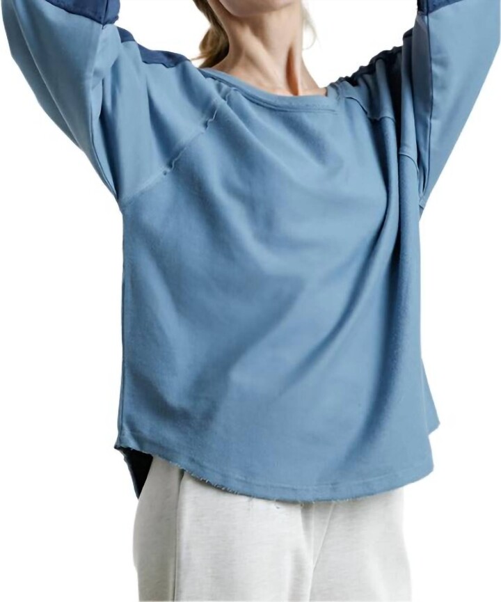 umgee Crochet Puff Sleeve Top In Denim