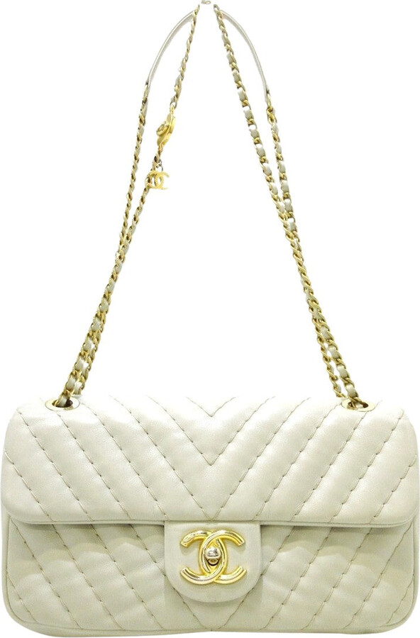 Chanel V-Stich White Leather Shoulder Bag (Pre-Owned) - ShopStyle
