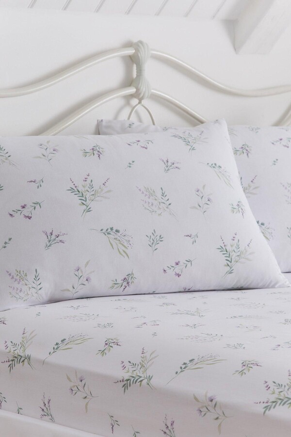 Supersoft Plain Dyed Flannelette Fitted Sheet By Belledorm