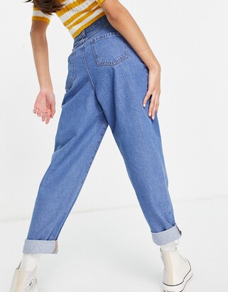 Urban Bliss loose fit jean in mid wash