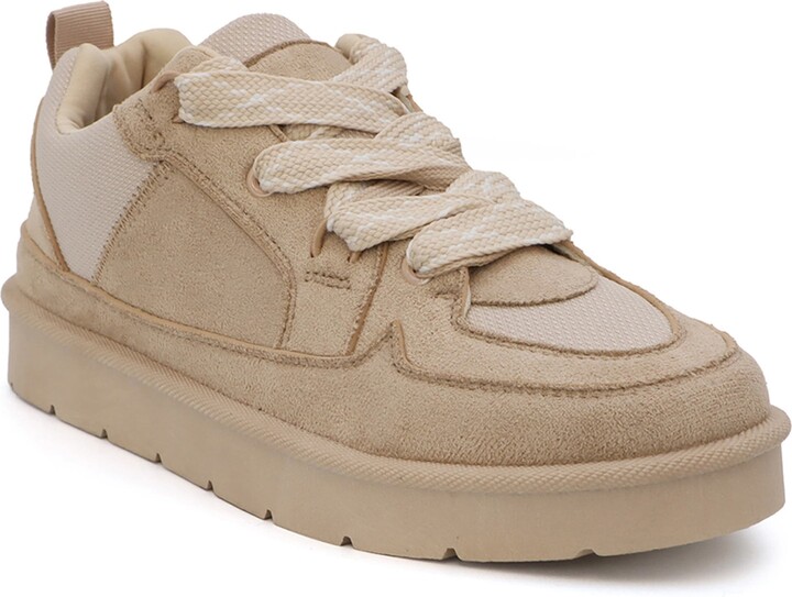 Yoki Pembroke Sneaker