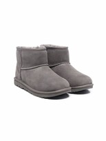 Thumbnail for your product : Ugg Kids TEEN Mini Classic 11 boots