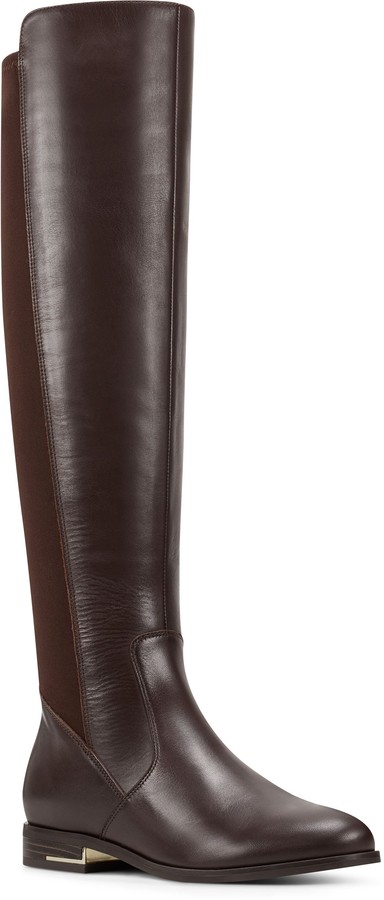 Levi stretch back boots Clearance
